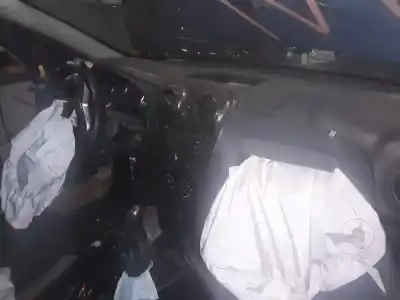 Здавання транспортного засобу DACIA SANDERO SL Eficacia року 2001 потужний H4BB408