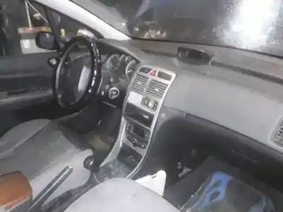 Scrapping Vehicle peugeot 307 (s1) xr of the year 2001 powered rhy