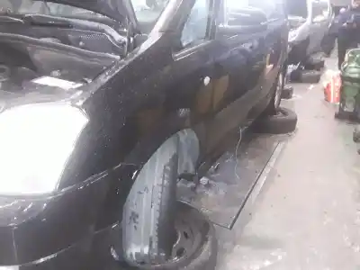 Veicolo di demolizione opel meriva essentia dell'anno 2001 alimentato z17dth