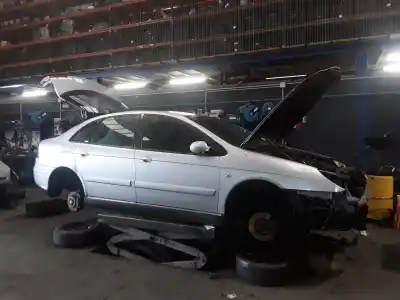 Veículo de Sucata CITROEN C5 BERLINA Exclusive do ano 2001 alimentado RHR