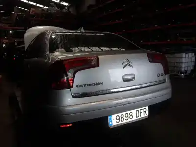 Veículo de Sucata citroen c5 berlina exclusive do ano 2001 alimentado rhr