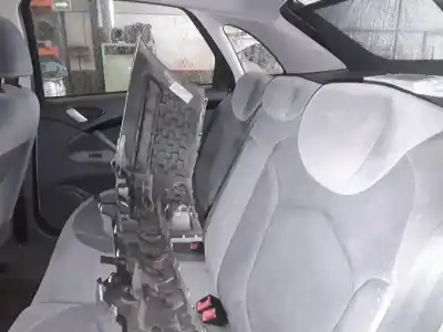 Veículo de Sucata citroen c5 berlina exclusive do ano 2001 alimentado rhr