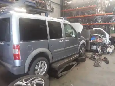 Здавання транспортного засобу ford tourneo connect (tc7) kombi b. corta (2006->) року 2001 потужний 