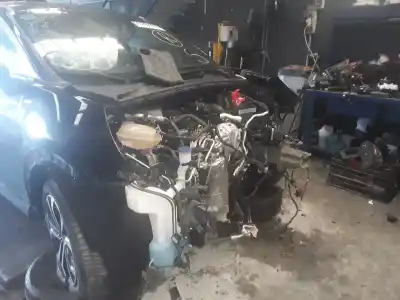 Sloopvoertuig ford puma st-line x 120 cv / 88 kw van het jaar 2001 aangedreven ztje