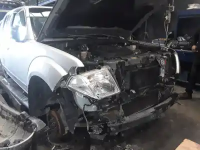 Scrapping Vehicle nissan navara pick-up (d40m) king cab se 4x4 of the year 2001 powered yd25ddti