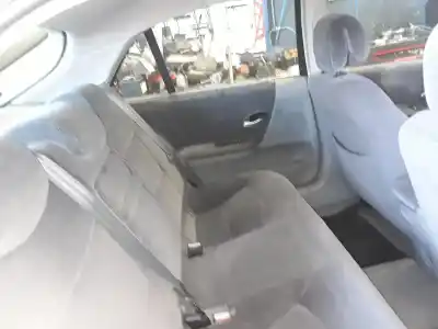 Здавання транспортного засобу renault laguna ii (bg0) authentique 120 cv / 88 kw року 2001 потужний f9q758