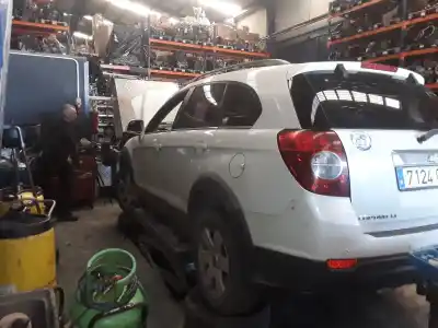 Veículo de Sucata chevrolet captiva 2.0 vcdi lt [2.0 ltr. - 110 kw diesel cat] do ano 2001 alimentado 