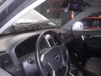 Veículo de Sucata chevrolet captiva 2.0 vcdi lt [2.0 ltr. - 110 kw diesel cat] do ano 2001 alimentado 