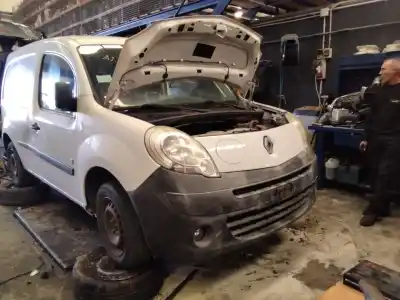Здавання транспортного засобу renault                                            kangoo                                                                                                                                                                                                                                                     z.e. maxi 2-sitzer року 2001 потужний 