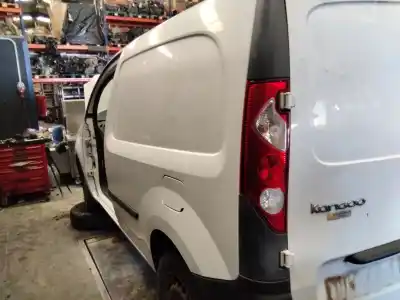 Здавання транспортного засобу renault                                            kangoo                                                                                                                                                                                                                                                     z.e. maxi 2-sitzer року 2001 потужний 