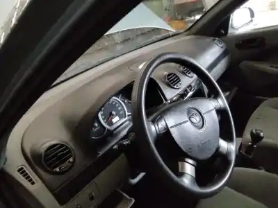 Veicolo di demolizione daewoo lacetti se dell'anno 2001 alimentato f14d3