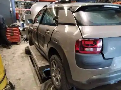 Здавання транспортного засобу citroen c4 cactus van (0b_, 0p_) puretech 82 року 2001 потужний hmz