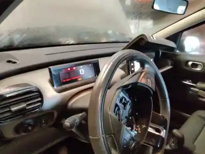 Здавання транспортного засобу citroen c4 cactus van (0b_, 0p_) puretech 82 року 2001 потужний hmz