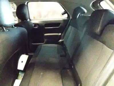 Здавання транспортного засобу citroen c4 cactus van (0b_, 0p_) puretech 82 року 2001 потужний hmz
