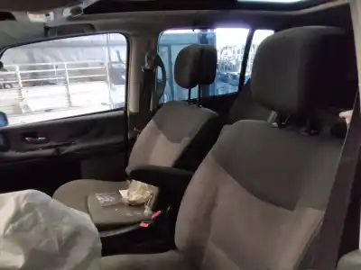 Veículo de Sucata renault espace iv (jk0) grand espace privilege do ano 2001 alimentado m9r740