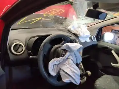 Здавання транспортного засобу ford ka (ccu) titanium року 2001 потужний 169a4000