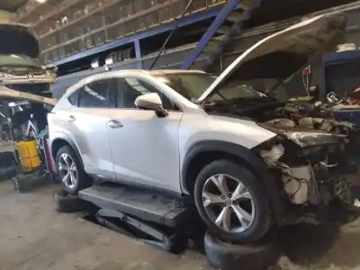 Здавання транспортного засобу lexus nx (_z1_) 300h (ayz10_) року 2001 потужний 2ar