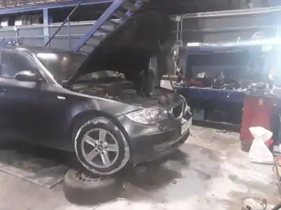 Veículo de Sucata bmw serie 1 berlina (e81/e87) 118d do ano 2001 alimentado d20a