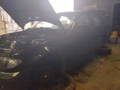 Veículo de Sucata BMW SERIE 3 BERLINA (E46) 320d do ano 2001 alimentado 204D4