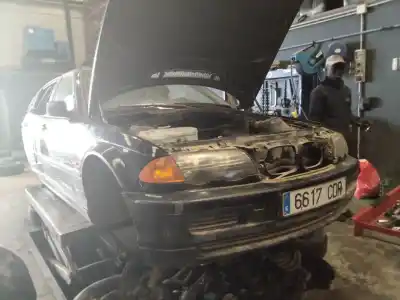 Veicolo di demolizione bmw serie 3 berlina (e46) 318i dell'anno 2001 alimentato 