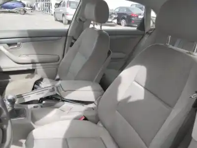 Veículo de Sucata audi a4 berlina (8e) 2.0 tdi 16v (103kw) do ano 2001 alimentado blb