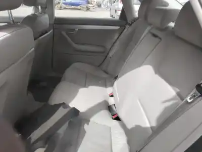 Veículo de Sucata audi a4 berlina (8e) 2.0 tdi 16v (103kw) do ano 2001 alimentado blb