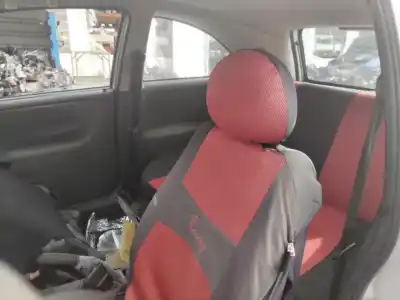 Здавання транспортного засобу opel corsa c furgoneta/hatchback (x01) 1.7 dti 16v (f08, w5l) року 2001 потужний y17dt