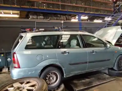Sloopvoertuig ford focus turnier (cak) ambiente van het jaar 2001 aangedreven 