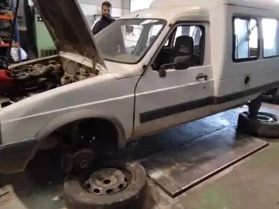 Veicolo di demolizione CITROEN C15 E dell'anno 2001 alimentato 161A