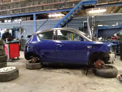 Scrapping Vehicle lancia ypsilon (402) silver of the year 2001 powered 199b1000