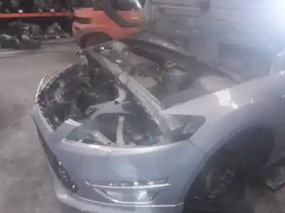 Veículo de Sucata ford mondeo berlina (ca2) trend 163 cv / 120 kw do ano 2001 alimentado txba