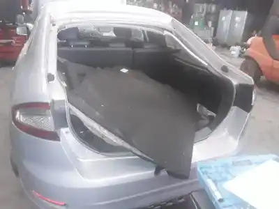 Veículo de Sucata ford mondeo berlina (ca2) trend 163 cv / 120 kw do ano 2001 alimentado txba