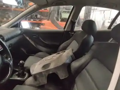 Veículo de Sucata seat leon (1m1) sport f.r. 150 cv / 110 kw do ano 2001 alimentado arl