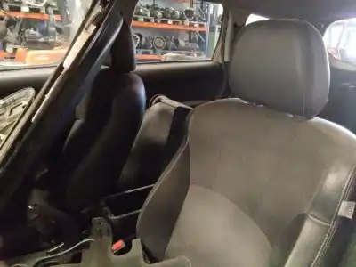 Scrapping Vehicle mitsubishi outlander (cw0) motion 4wd of the year 2001 powered 4hn