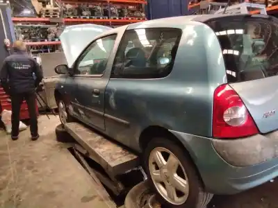 Здавання транспортного засобу renault clio ii fase ii (b/cb0) pack authentique року 2001 потужний 