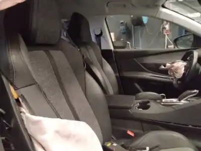 Veicolo di demolizione peugeot 3008 active dell'anno 2001 alimentato yh01