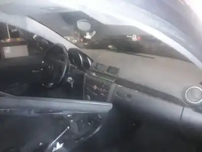 Veículo de Sucata mazda 3 berlina (bk) 1.6 vvt active do ano 2001 alimentado 