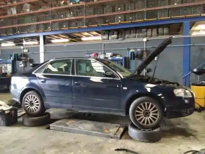 Veicolo di demolizione AUDI A4 BERLINA (8E) 2.0 TDI 16V (103kW) dell'anno 2001 alimentato 
