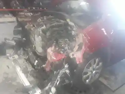 Véhicule à la ferraille CITROEN C3 AIRCROSS 1.5 Blue-HDI FAP de l'année 2001 alimenté 