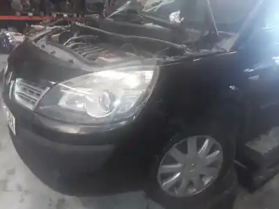 Veicolo di demolizione renault scenic ii exception dell'anno 2001 alimentato 