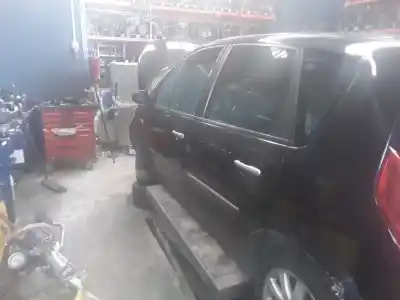 Veicolo di demolizione RENAULT SCENIC II Exception dell'anno 2001 alimentato 