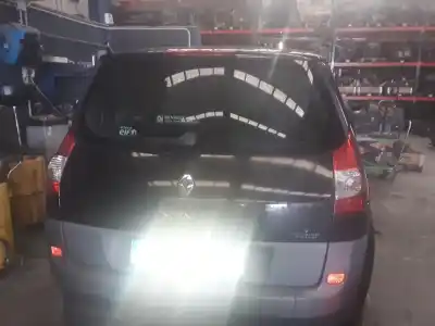 Veicolo di demolizione renault scenic ii exception dell'anno 2001 alimentato 