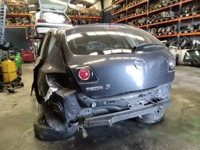 Veículo de Sucata mazda 3 berlina (bk) 1.6 cd diesel cat do ano 2001 alimentado y601