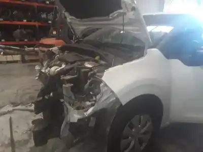 Veículo de Sucata citroen c3 feel do ano 2001 alimentado bh02