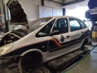 Veículo de Sucata citroen xsara picasso (n68) 1.6 hdi do ano 2001 alimentado 9hx