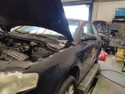 Veículo de Sucata VOLKSWAGEN PASSAT B6 (3C2) 2.0 TDI 16V do ano 2001 alimentado 0