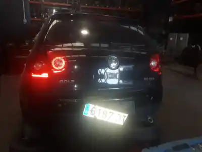 Sloopvoertuig volkswagen golf v berlina (1k1) igolf van het jaar 2001 aangedreven bkc