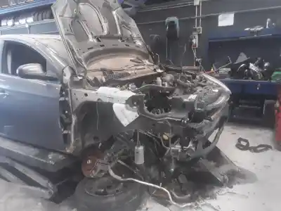 Veicolo di demolizione fiat bravo (198) 1.9 16v dynamic multijet dell'anno 2001 alimentato 310a1027