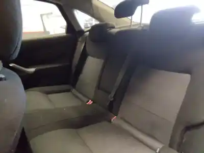 Veículo de Sucata ford mondeo berlina (ca2) trend (09.2010->) 125 cv / 92 kw do ano 2001 alimentado 