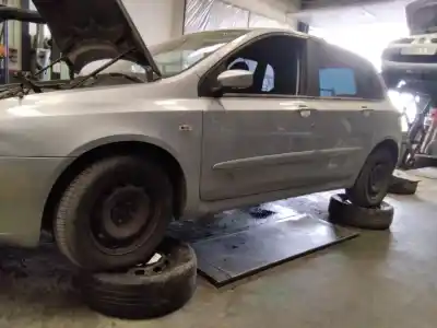 Scrapping Vehicle fiat stilo multi wagon (192_) 1.9 d multijet of the year 2001 powered 192a8000